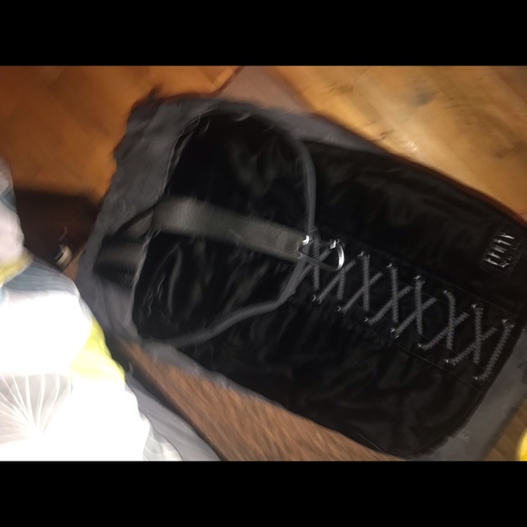 Fenty x puma back pack - Picture 7 of 8